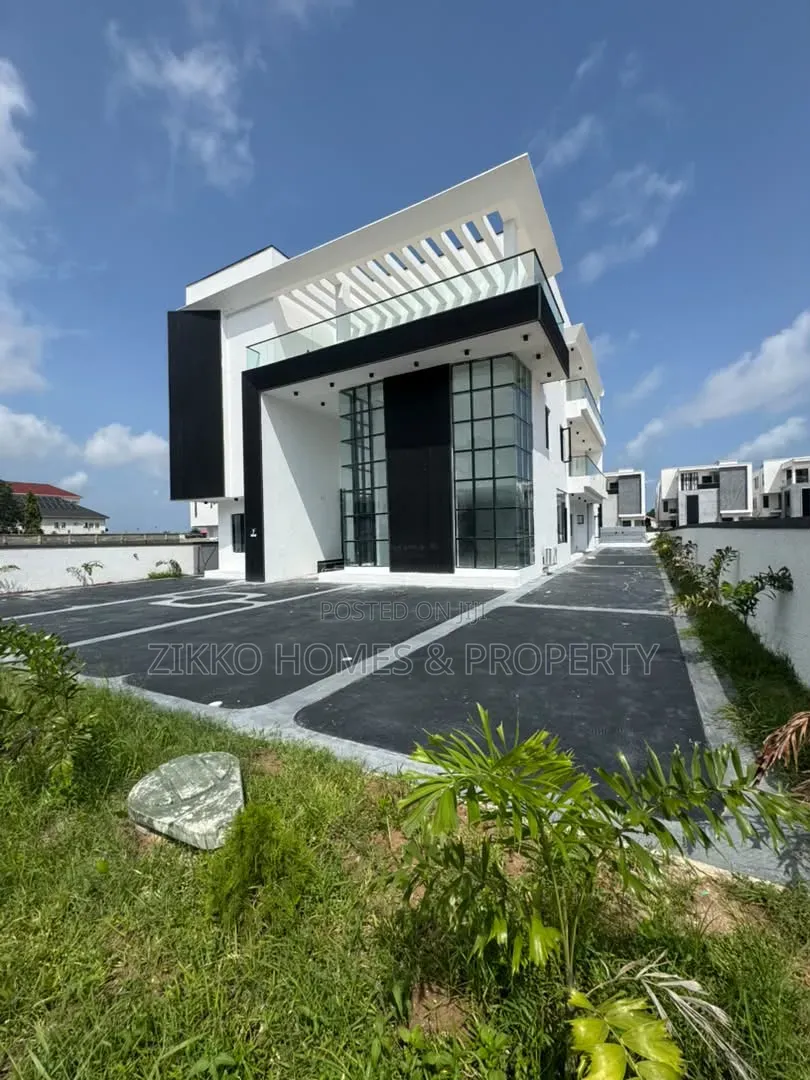 8bdrm Duplex in Ikate for sale