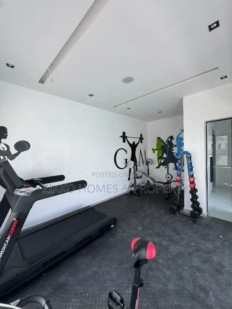 8bdrm Duplex in Ikate for sale