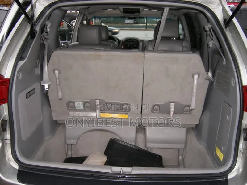 Toyota Matrix 2009 Silver