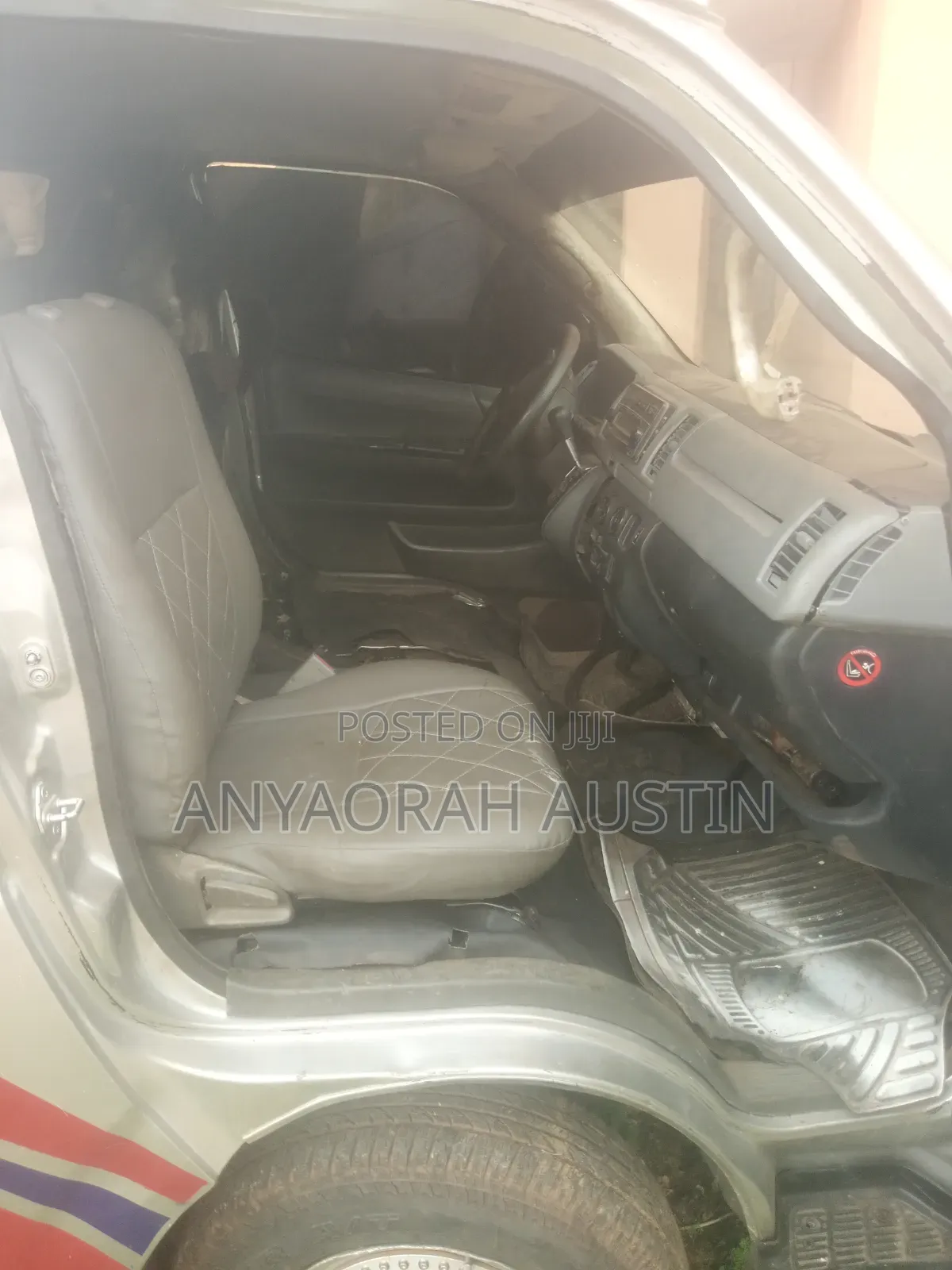 Toyota HiAce 2006 Grey
