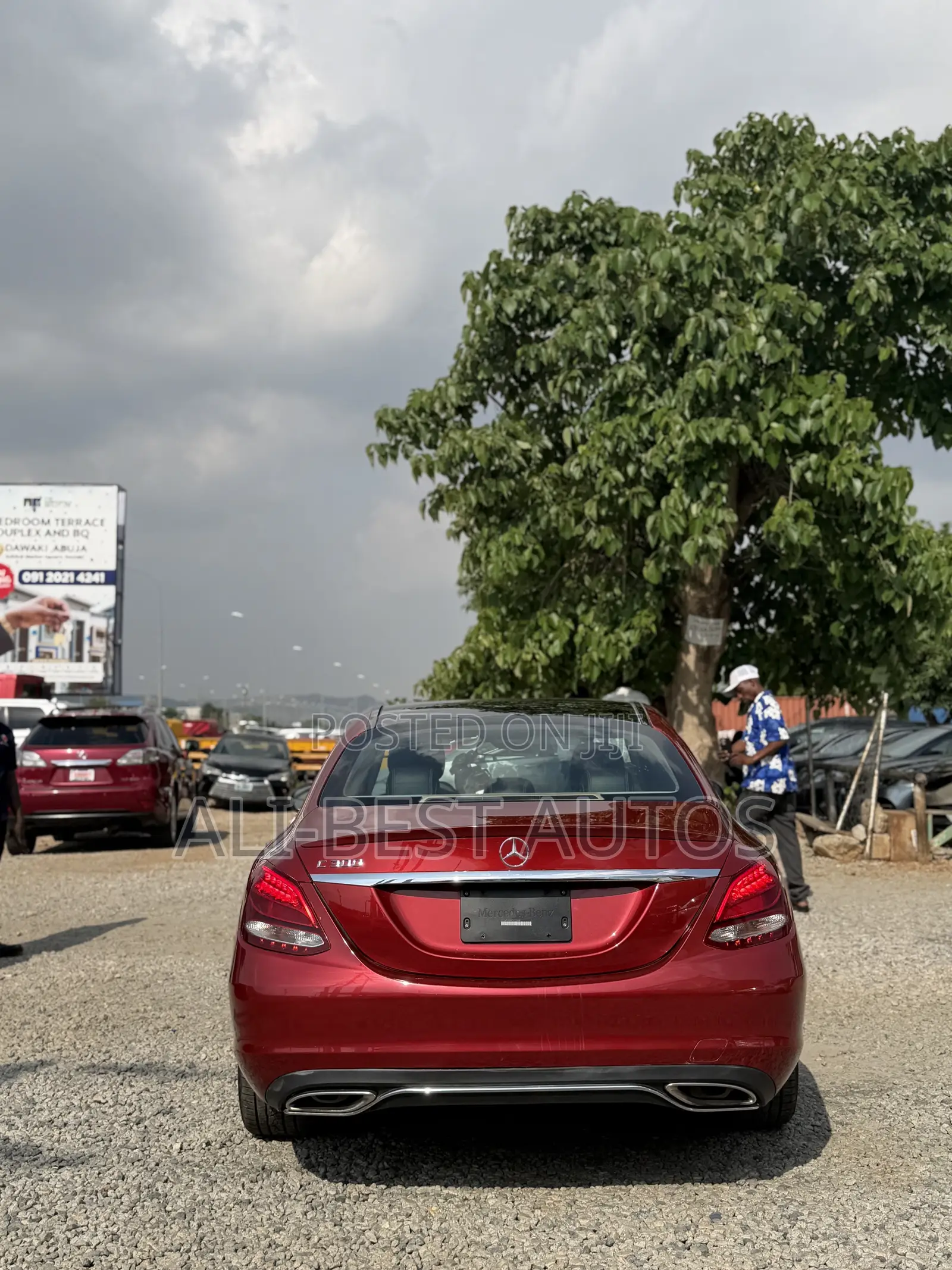 Mercedes-Benz C300 2016 Red