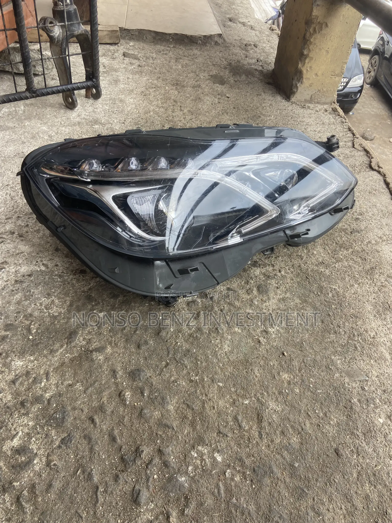 Right Hand Side Headlight E350 (W212) 2013