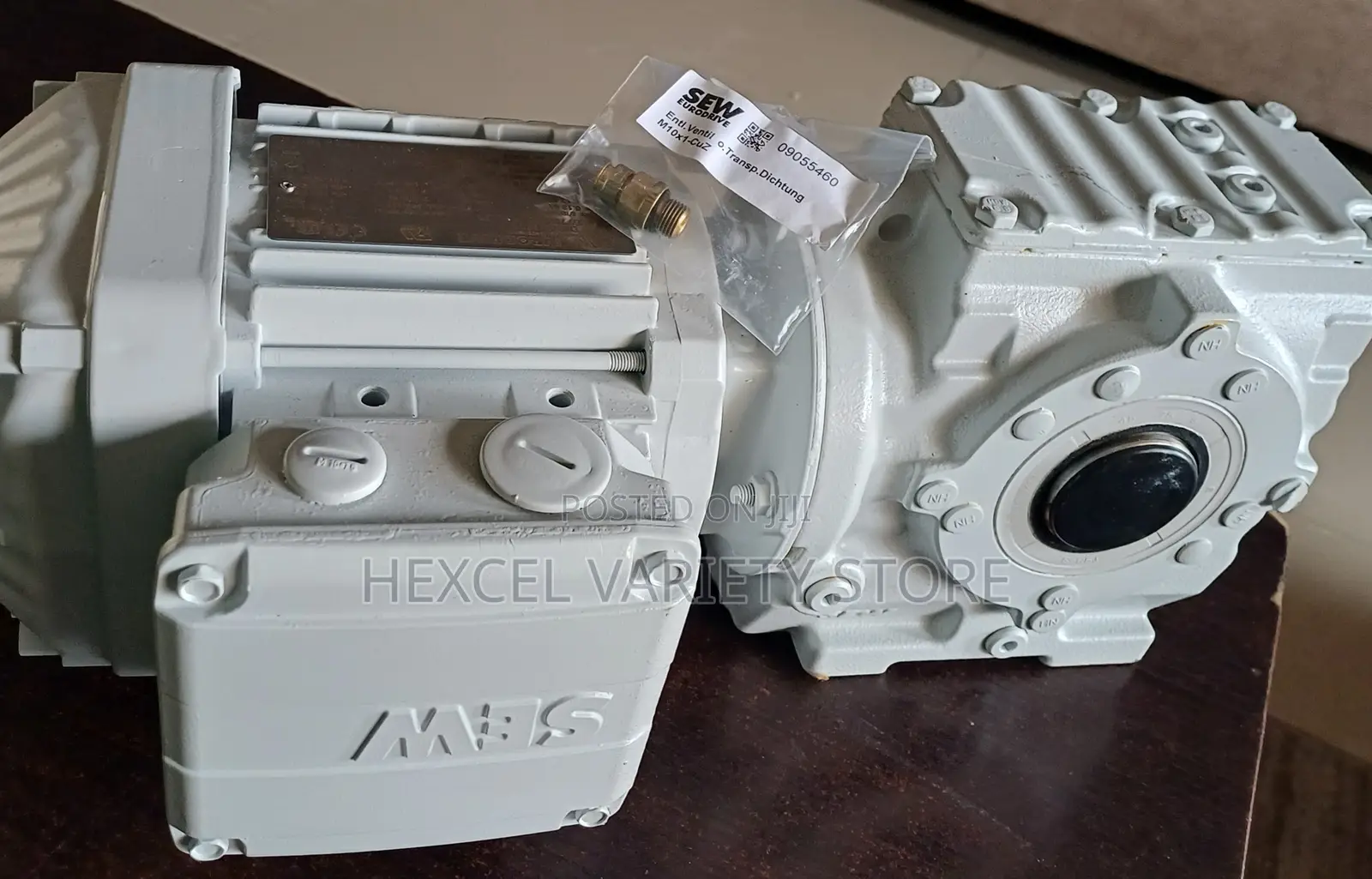 Sew-Eurodrive German Industrial Gearmotor Sa47 Drn71m6s3