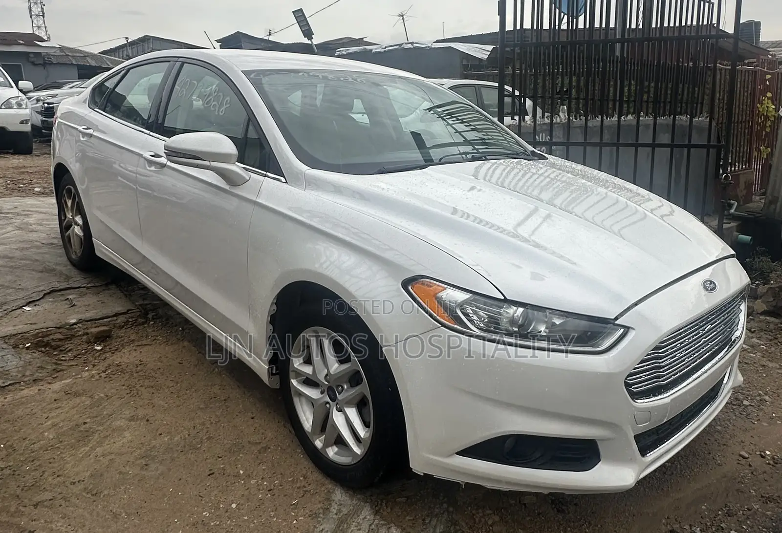 Ford Fusion SE 2013 White