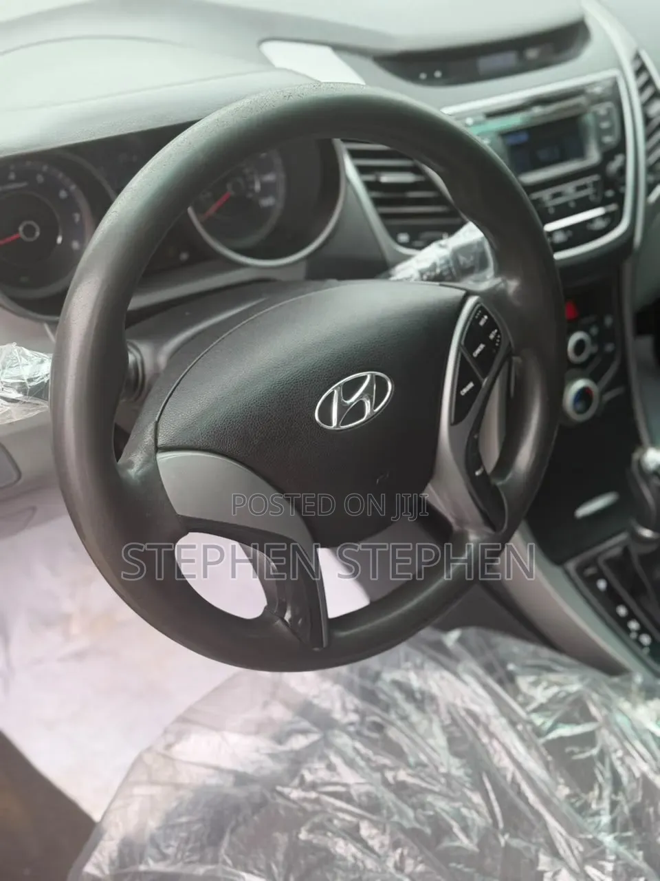 Hyundai Elantra SE Sedan FWD (1.8L 4cyl 6A) 2016 Red