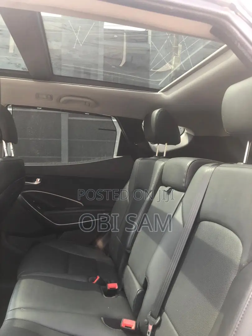 Hyundai Santa Fe 2017 Black