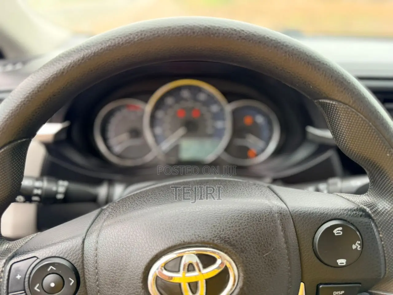 Toyota Corolla LE 4dr Sedan (1.8L 4cyl CVT) 2014 Gray