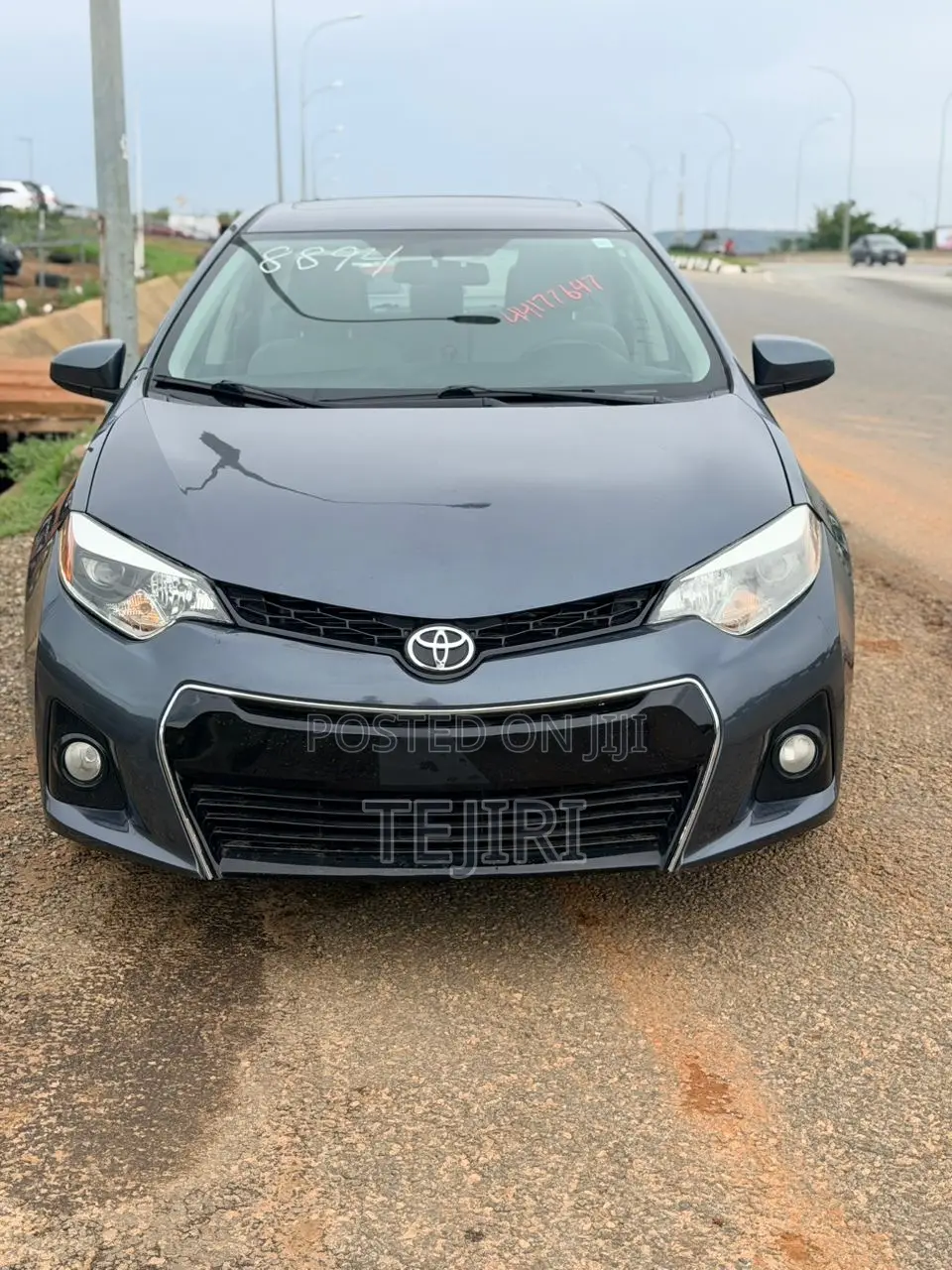 Toyota Corolla LE 4dr Sedan (1.8L 4cyl CVT) 2014 Gray