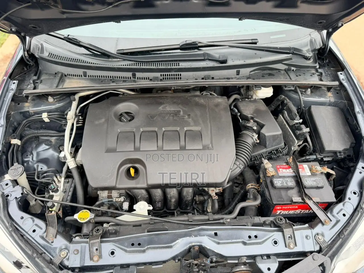 Toyota Corolla LE 4dr Sedan (1.8L 4cyl CVT) 2014 Gray