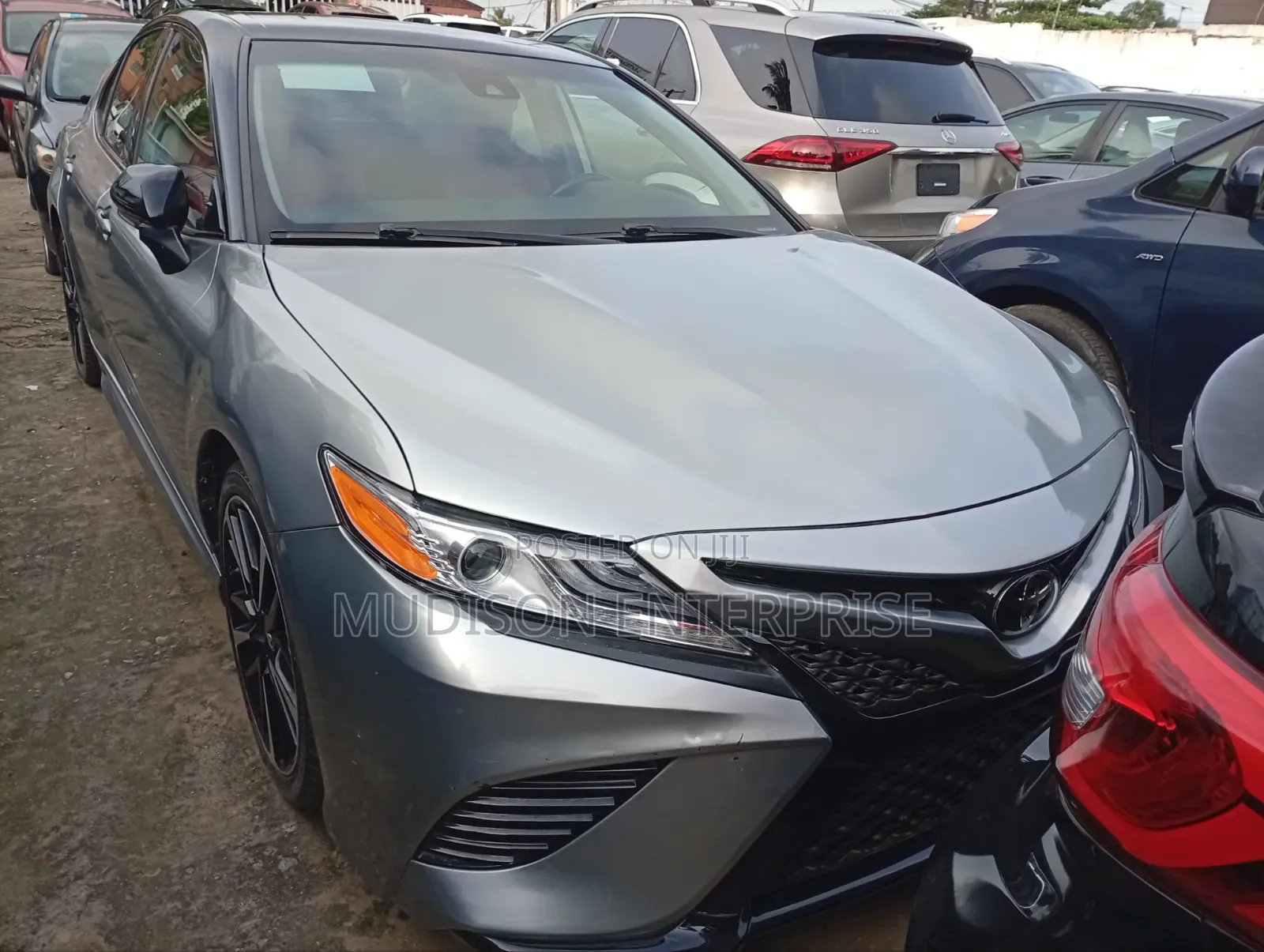 Toyota Camry XSE (2.5L 4cyl 8A) 2019 Silver