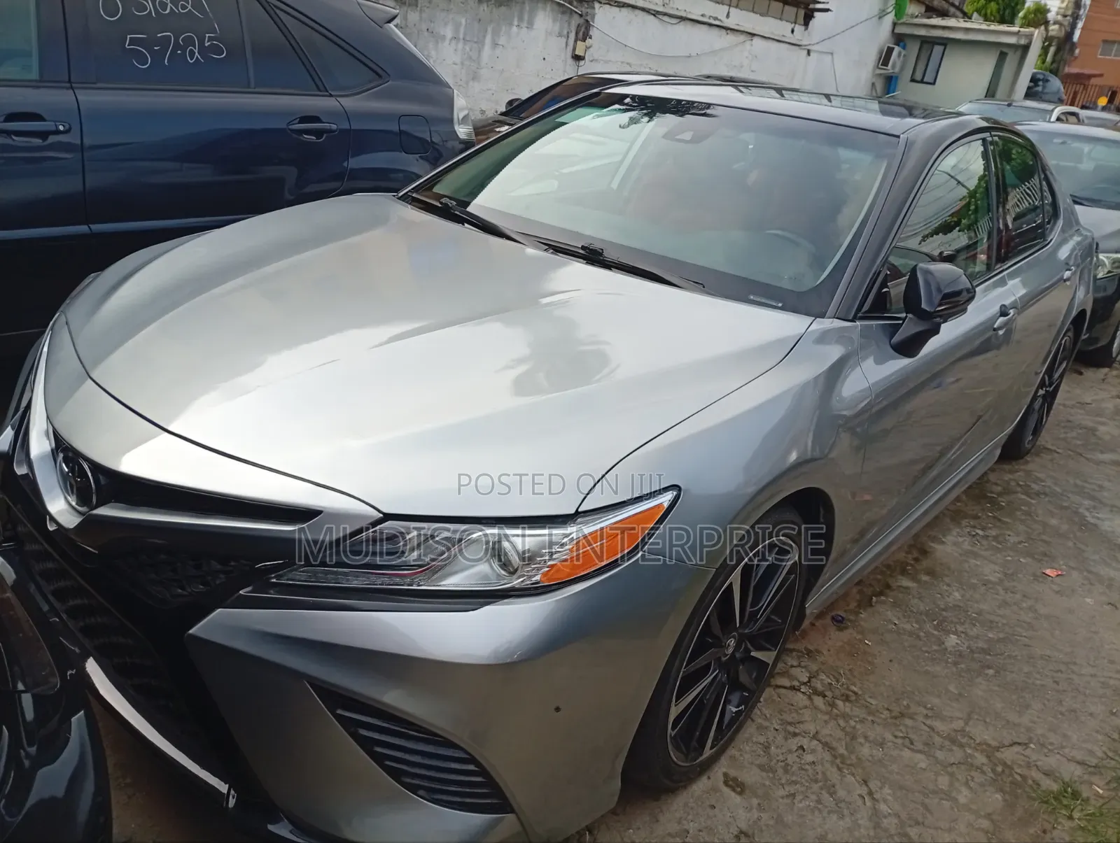 Toyota Camry XSE (2.5L 4cyl 8A) 2019 Silver
