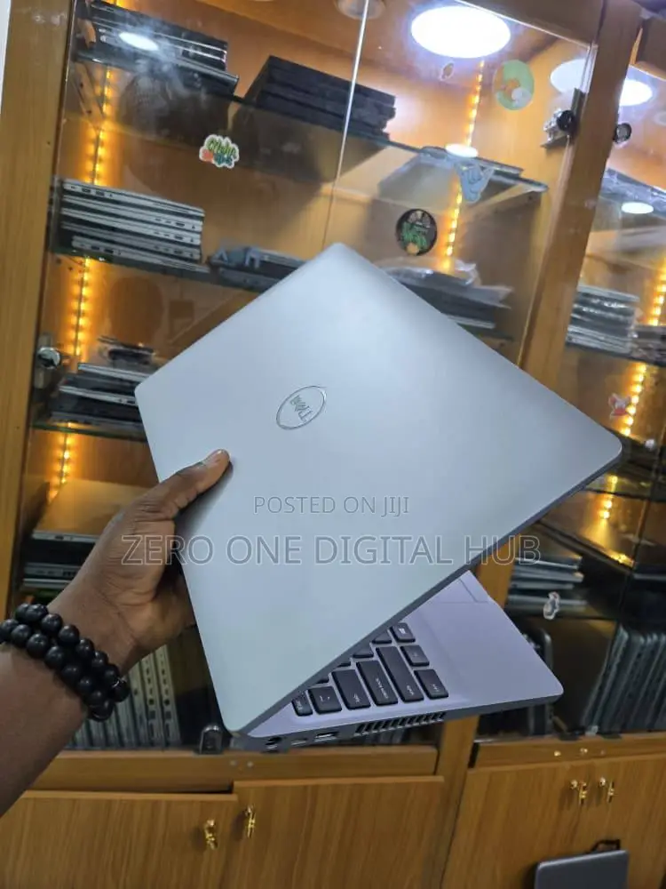 Laptop Dell Precision 3550 8GB Intel Core i7 SSD 256GB