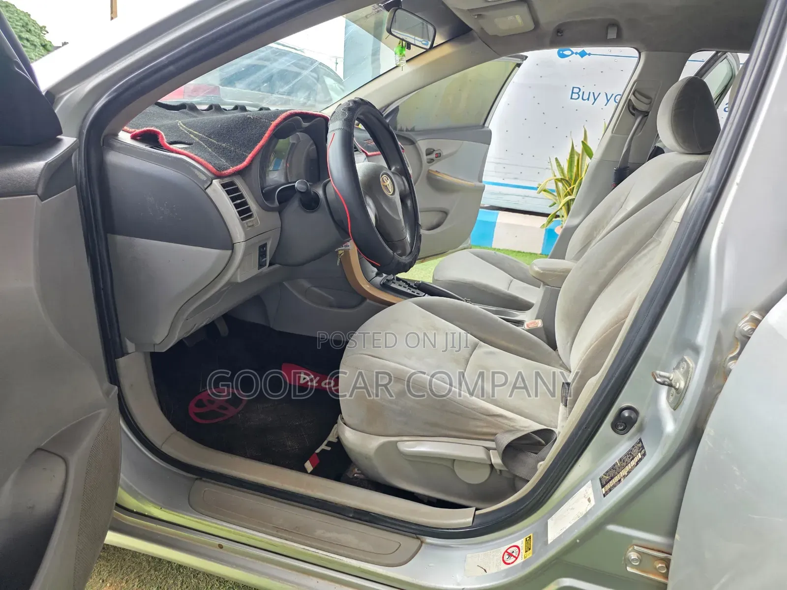 Toyota Corolla 2012 Silver