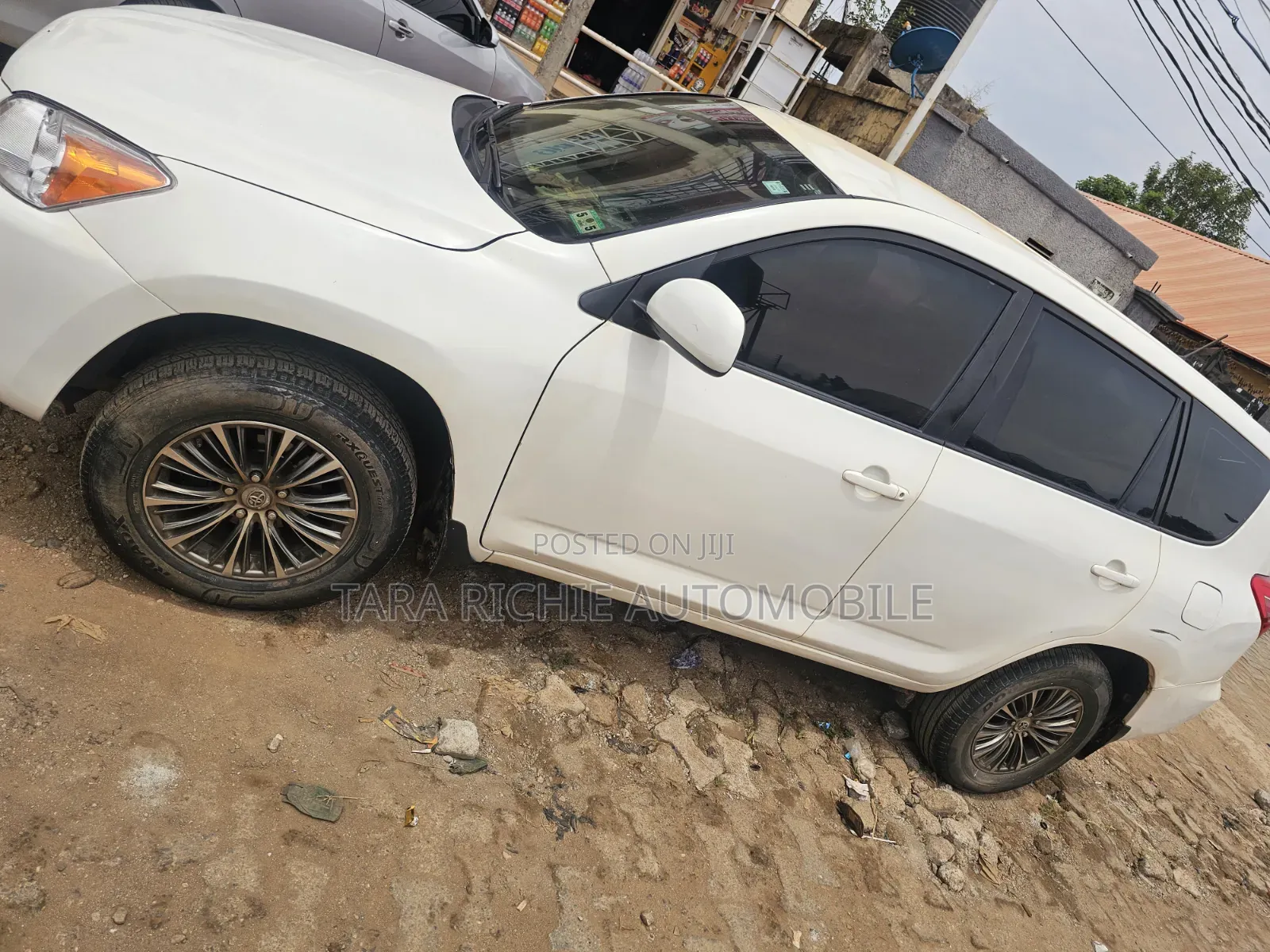 Toyota RAV4 2010 White