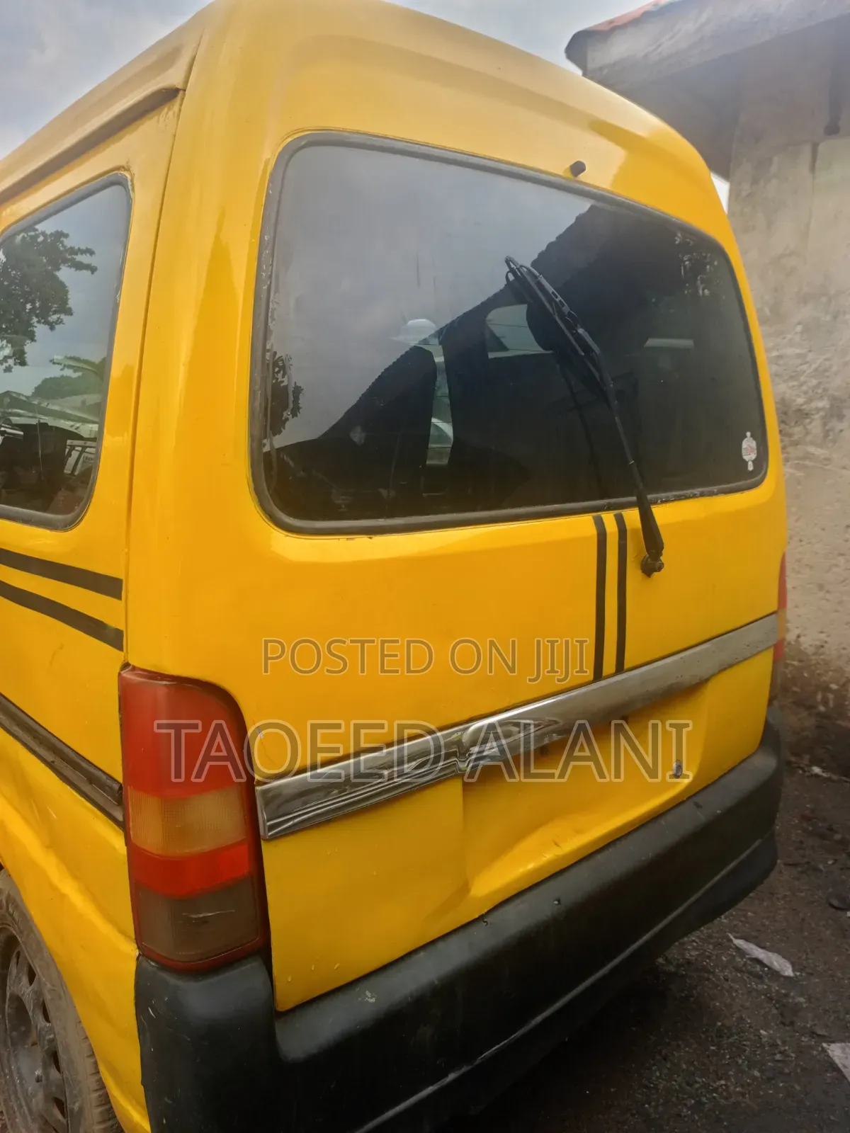 Suzuki Every 2010 Yellow