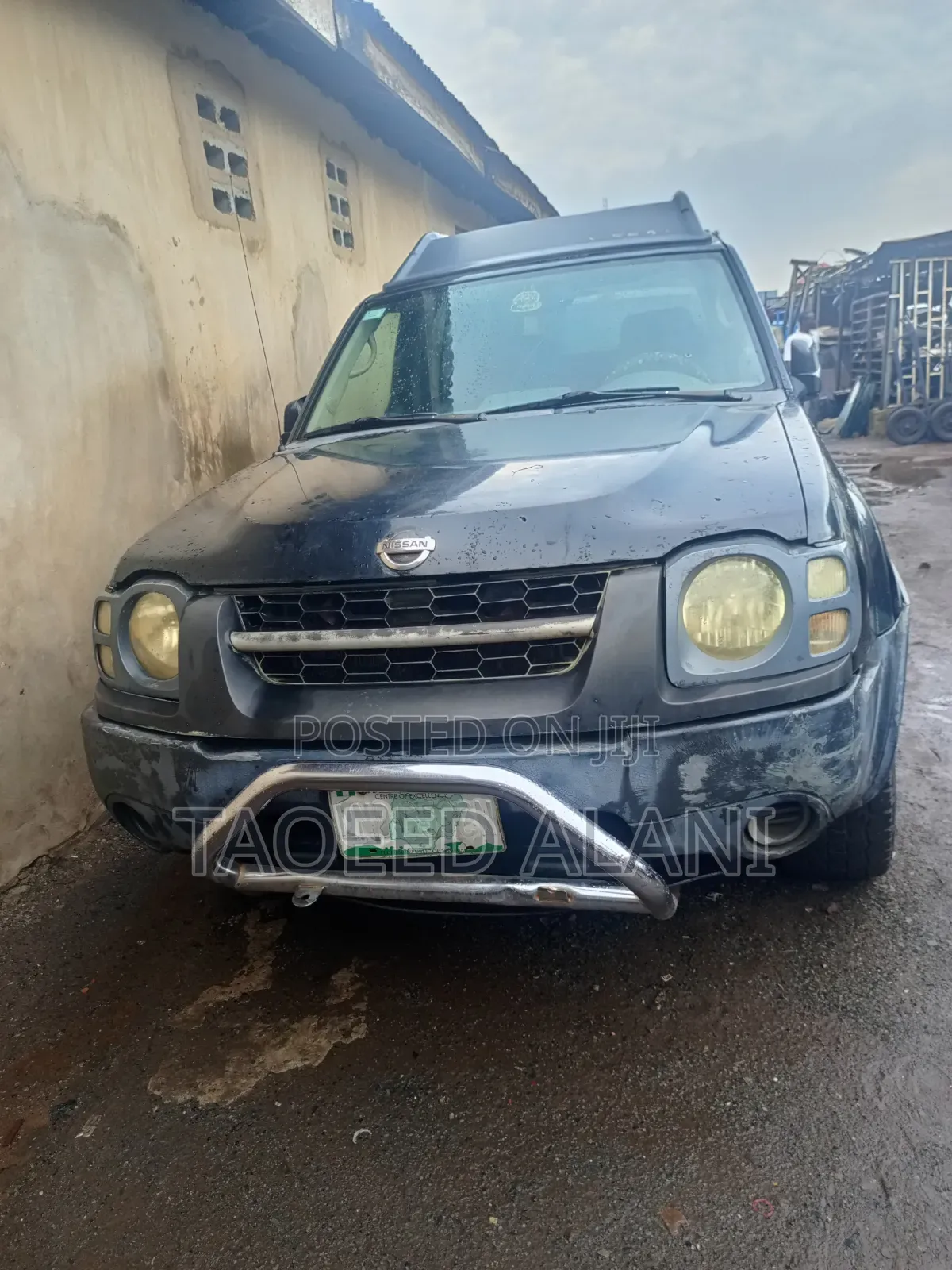 Nissan Xterra 2002 Black