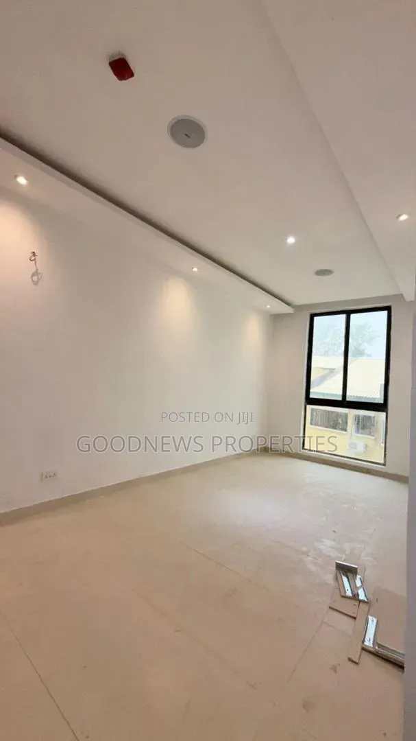 4bdrm Duplex in Ikoyi Lagos State, Osborne Foreshore Estate for sale