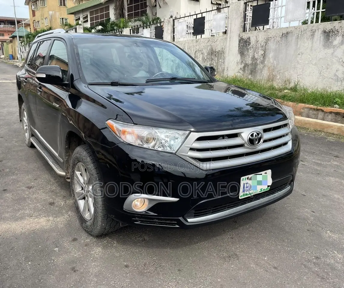 Toyota Highlander 2012 Black
