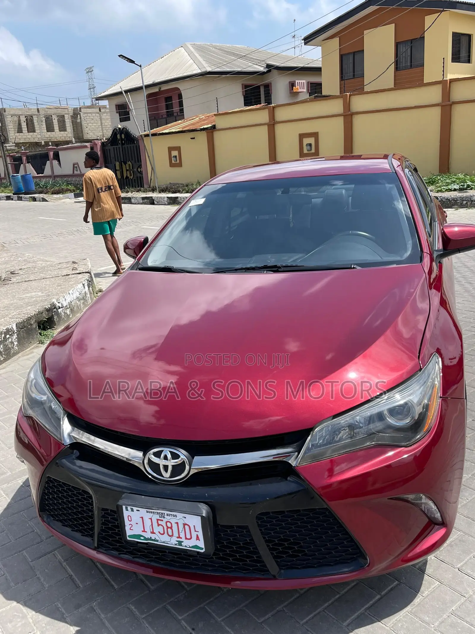 Toyota Camry SE 4dr Sedan (2.5L 4cyl 6A) 2017 Red