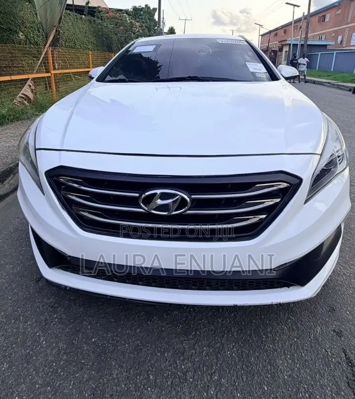 Hyundai Sonata SE 2017 White
