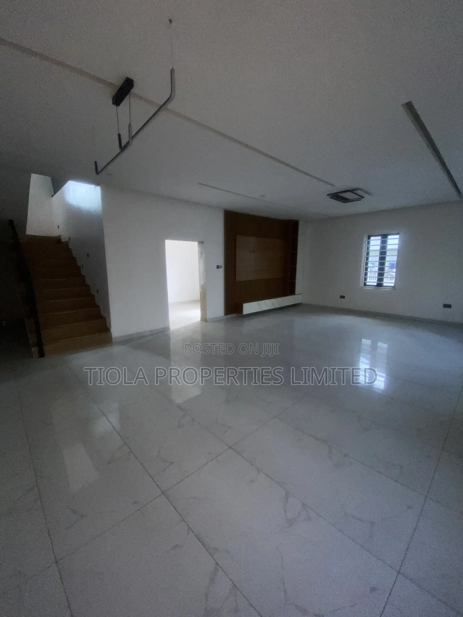 4bdrm Duplex in Lexim Estate, Sabon Lugbe for sale
