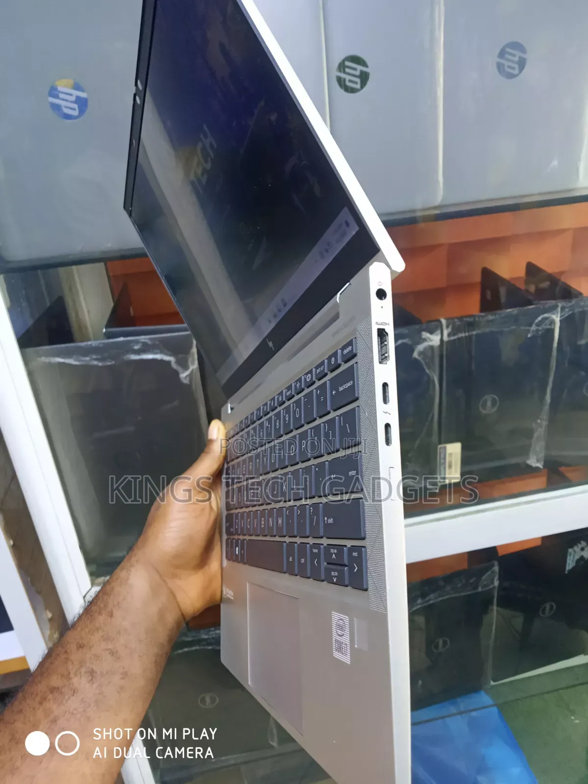 Laptop HP EliteBook 830 G7 8GB Intel Core i7 SSD 256GB