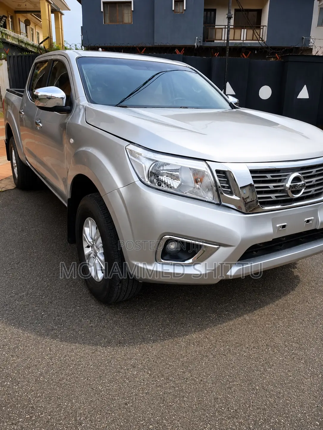 Nissan Navara 2020 Silver