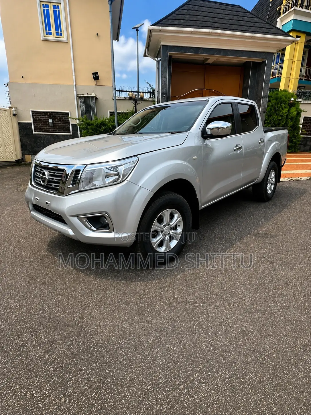 Nissan Navara 2020 Silver