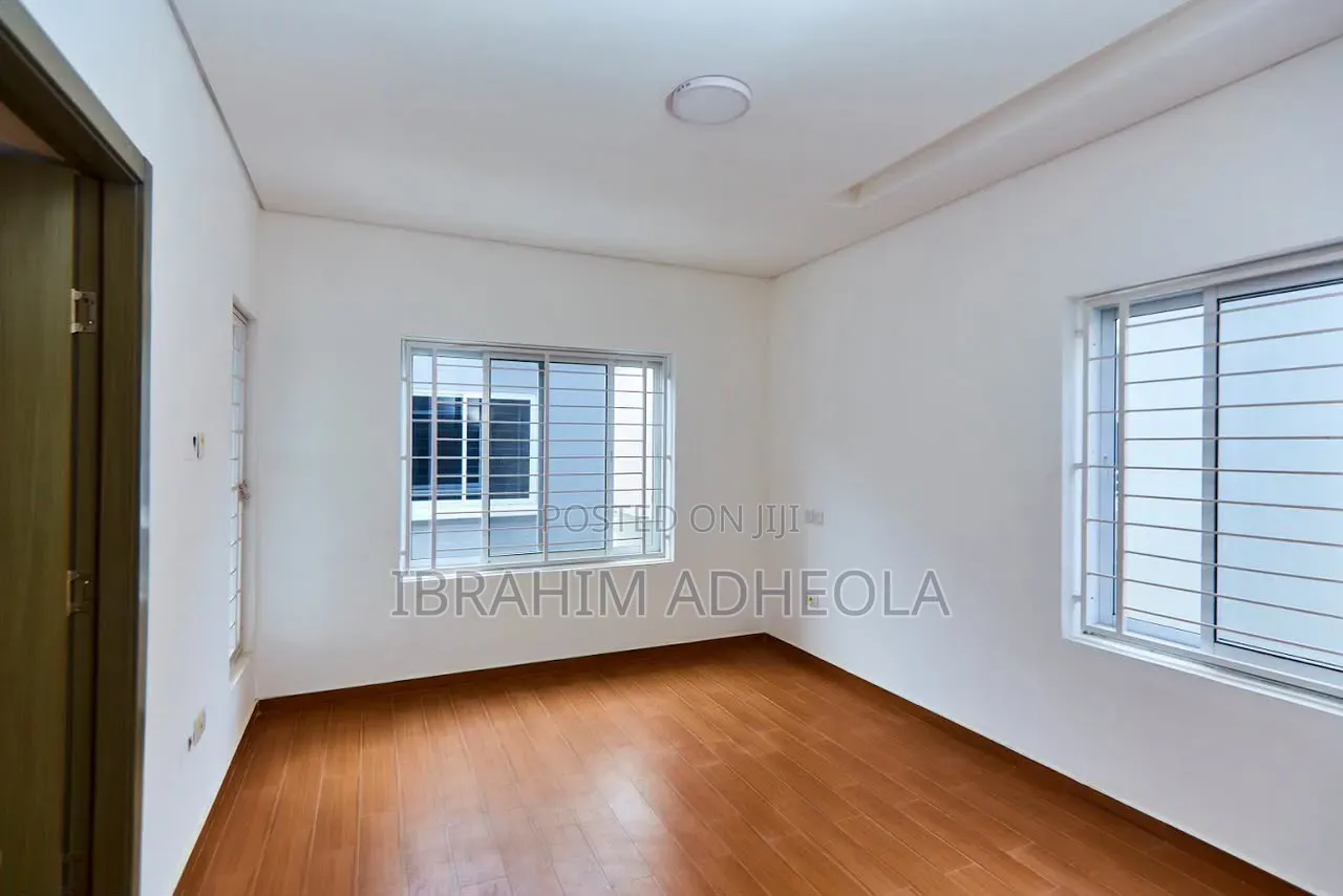 4bdrm Duplex in Ikate for rent