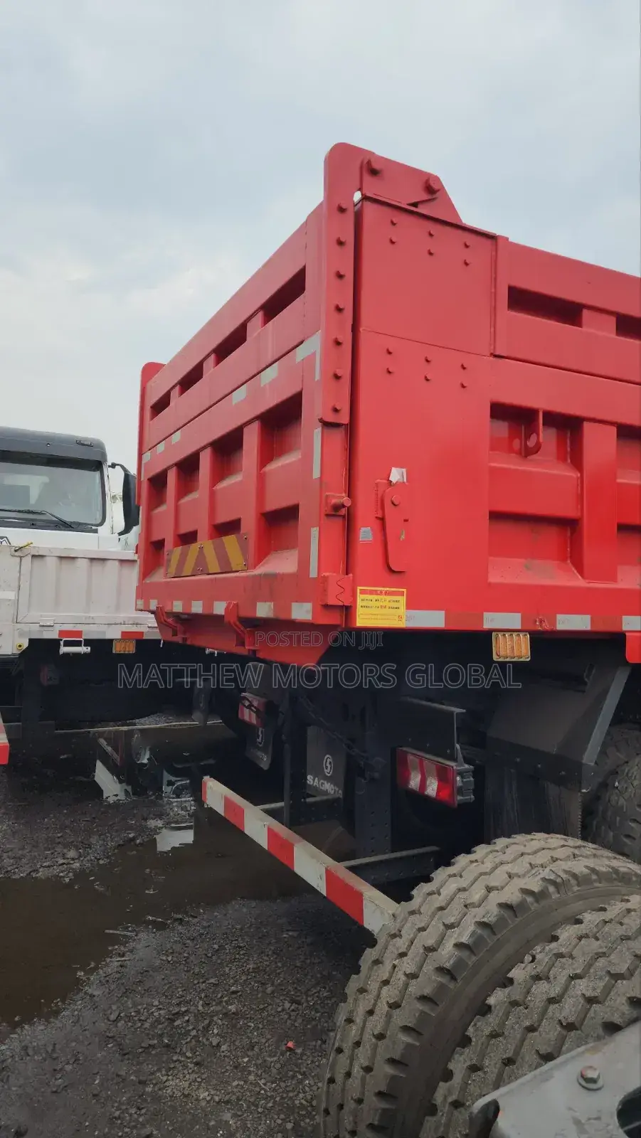 Brand New Sagmoto 6 Tyres Dump Truck With Auxiliary