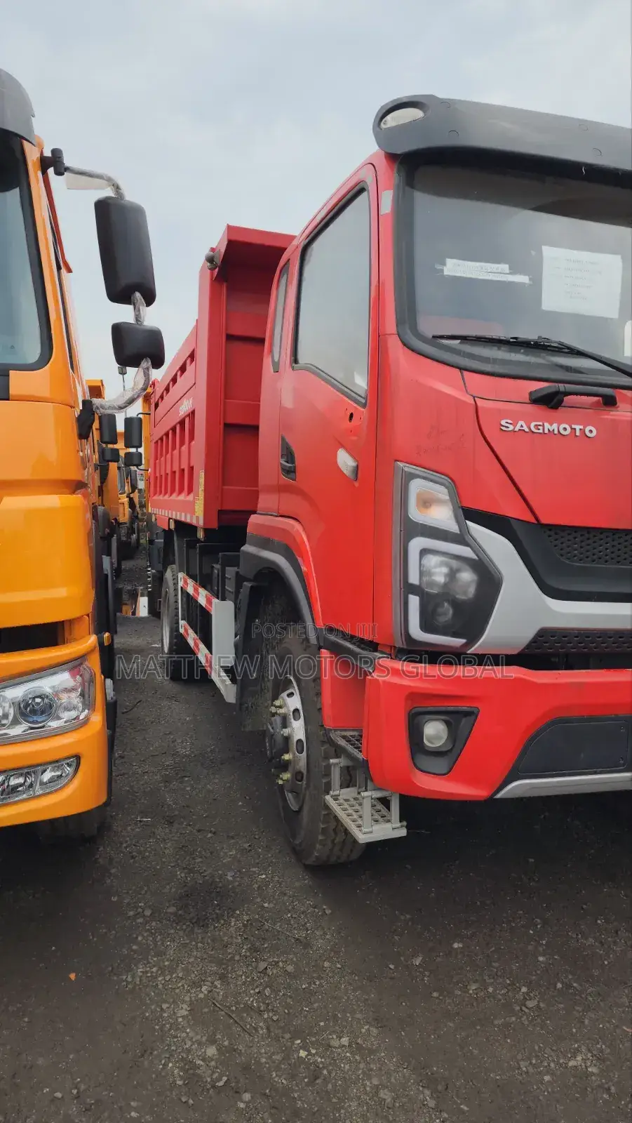 Brand New Sagmoto 6 Tyres Dump Truck With Auxiliary
