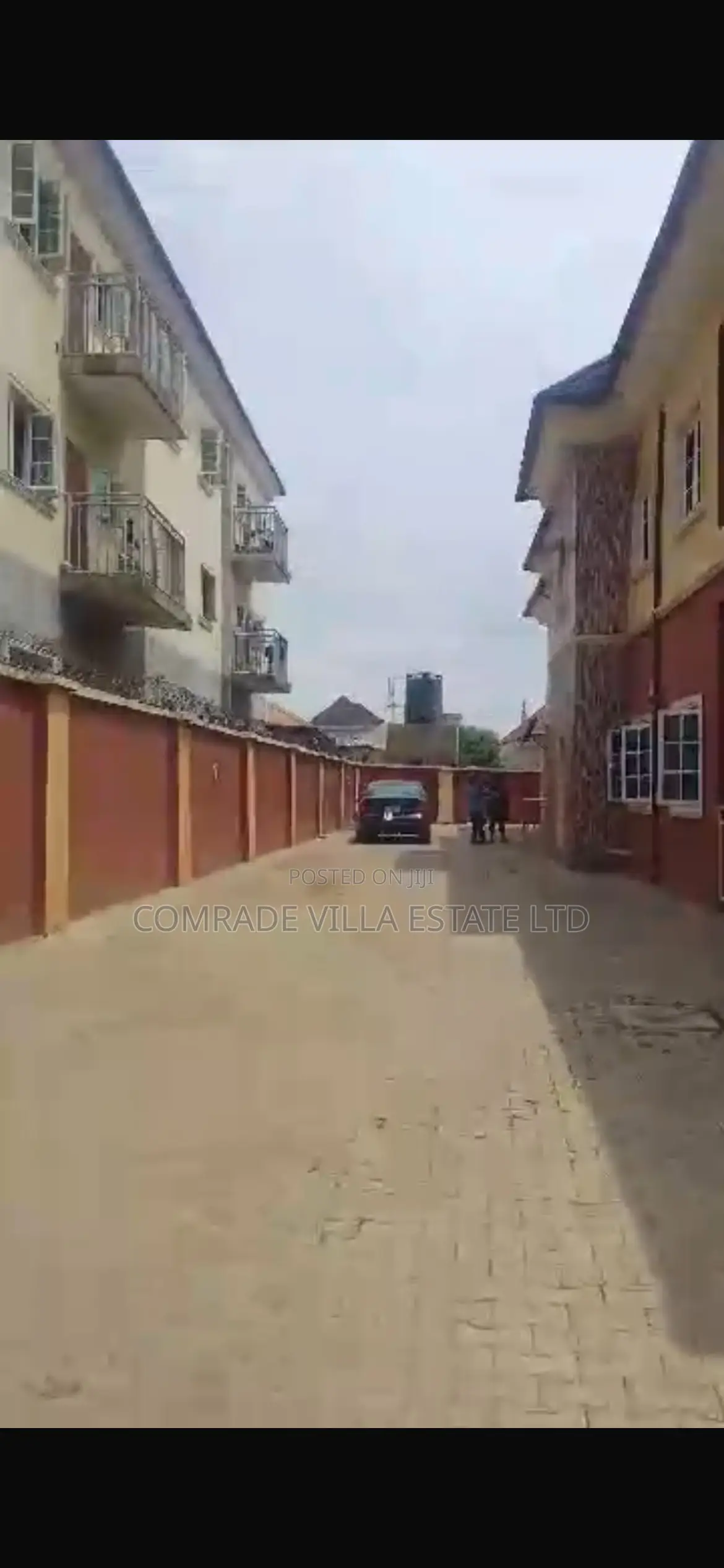 3bdrm Apartment in FHA for sale