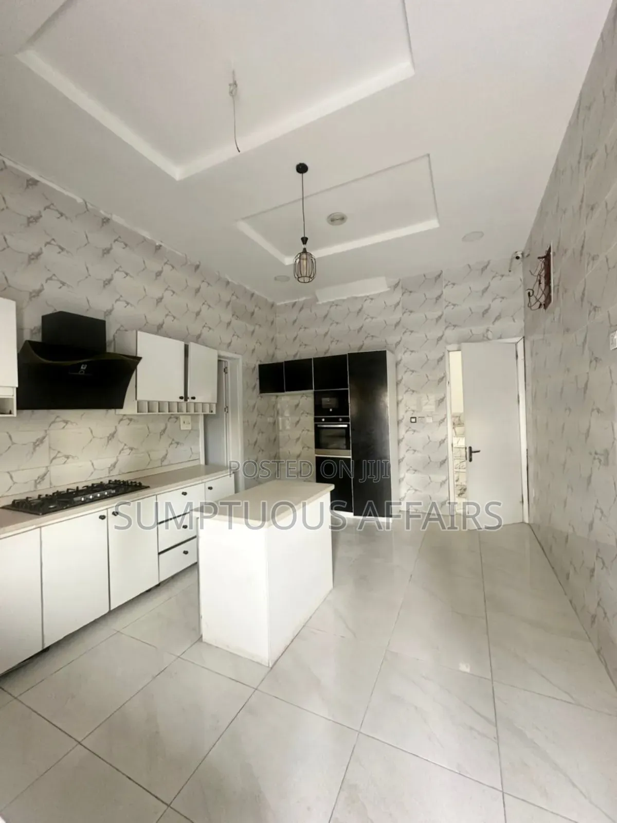 1bdrm Shared Apartment in Canal West Estate, Osapa london for rent