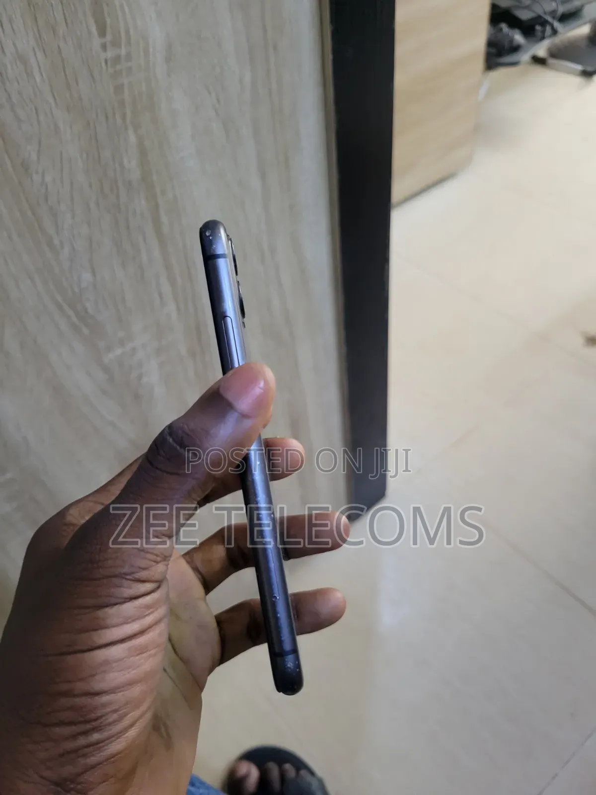 Apple iPhone 11 64 GB Black