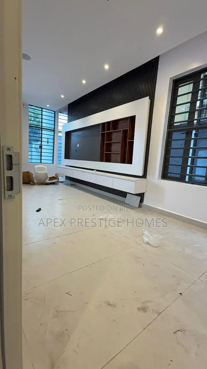 4bdrm Duplex in Adeniyi Jones for sale