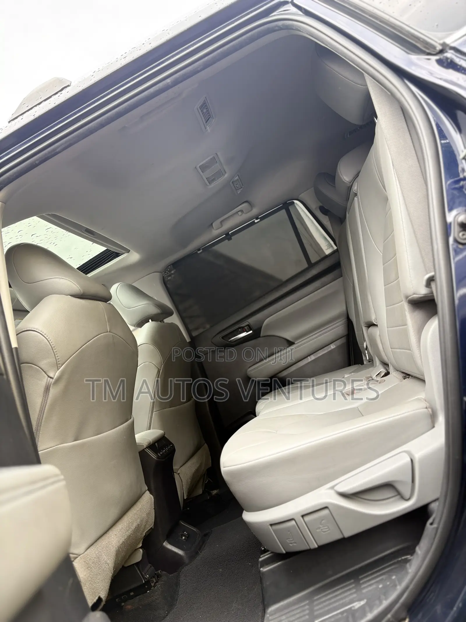 Toyota Highlander XLE AWD 2020 Blue