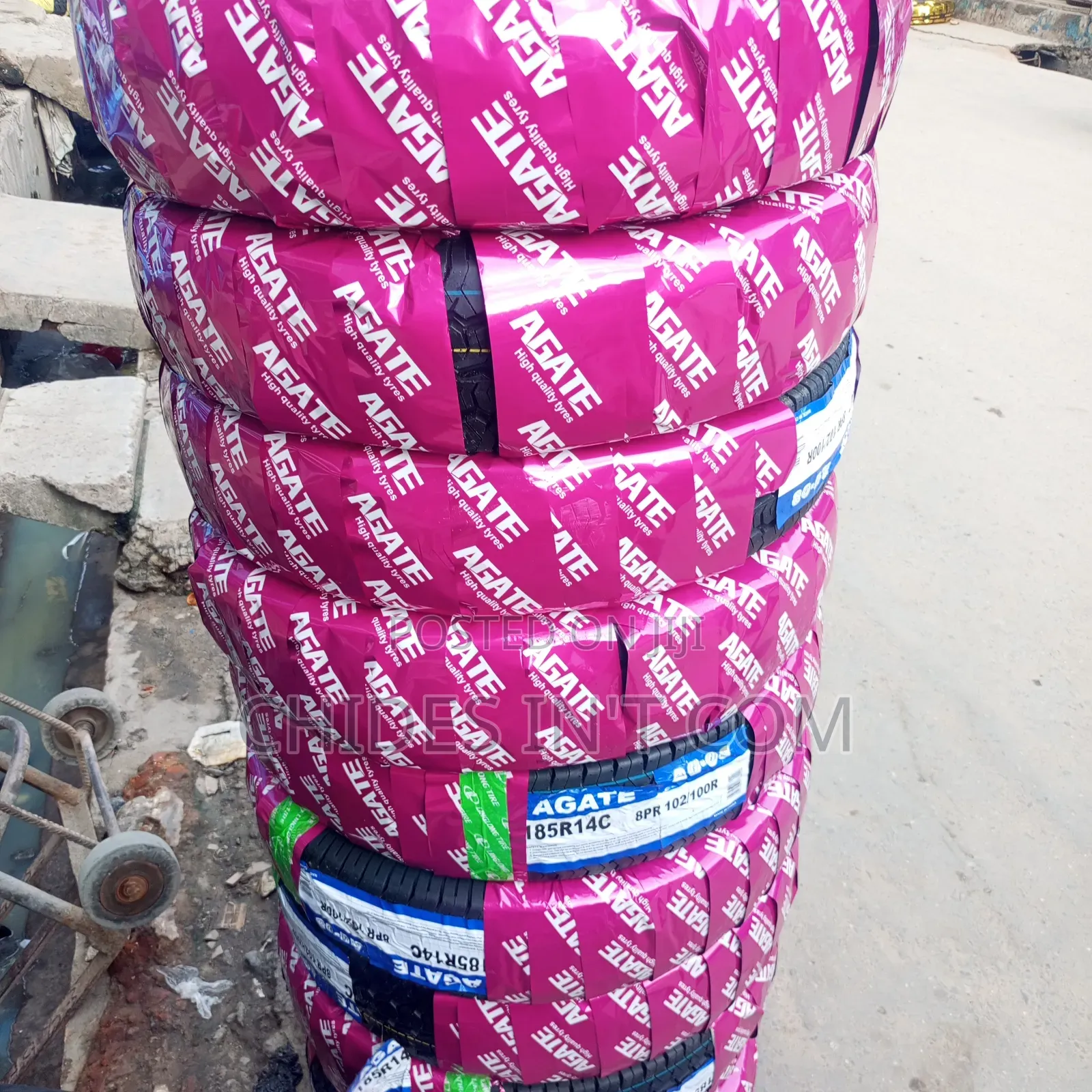 185/14c Agate Tire Original