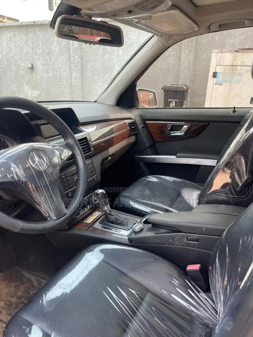 Mercedes-Benz GLK-Class 350 4MATIC 2011 Gray