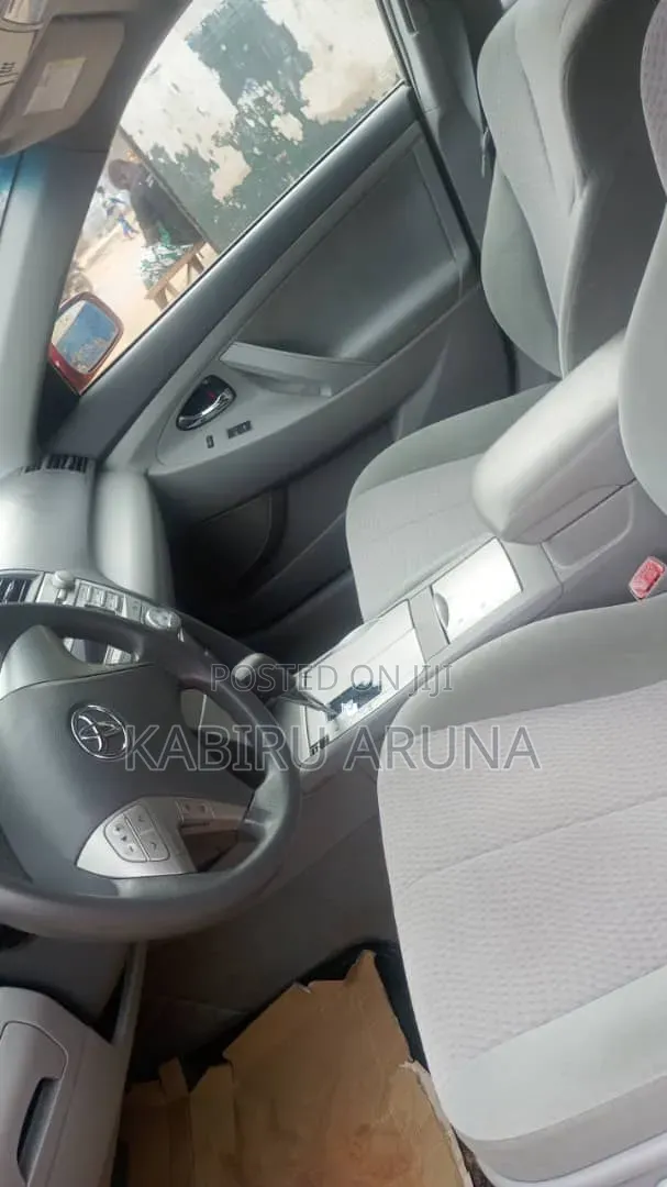 Toyota Camry 2010 Red