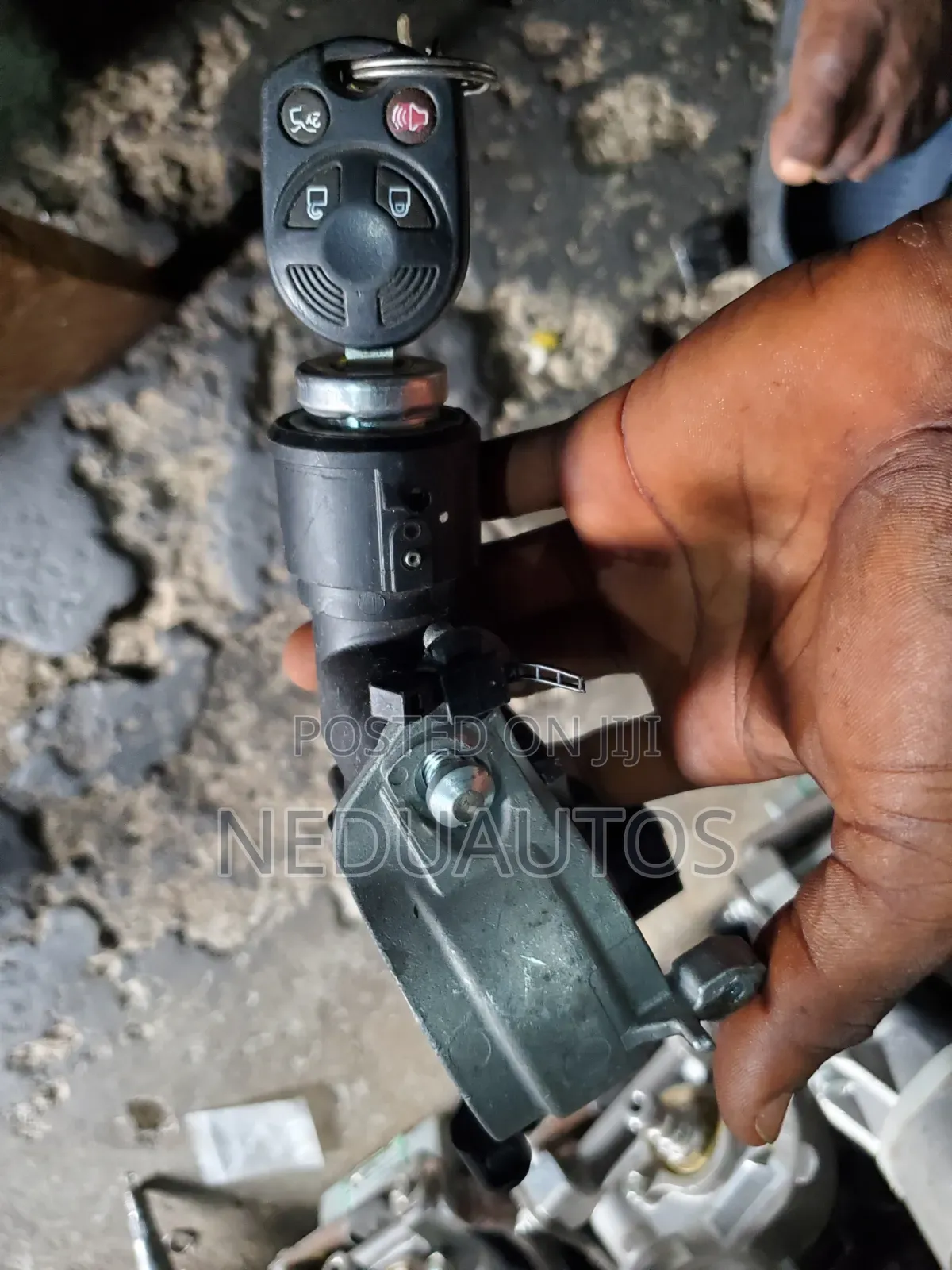 Igetion Key Ford Escape 2008