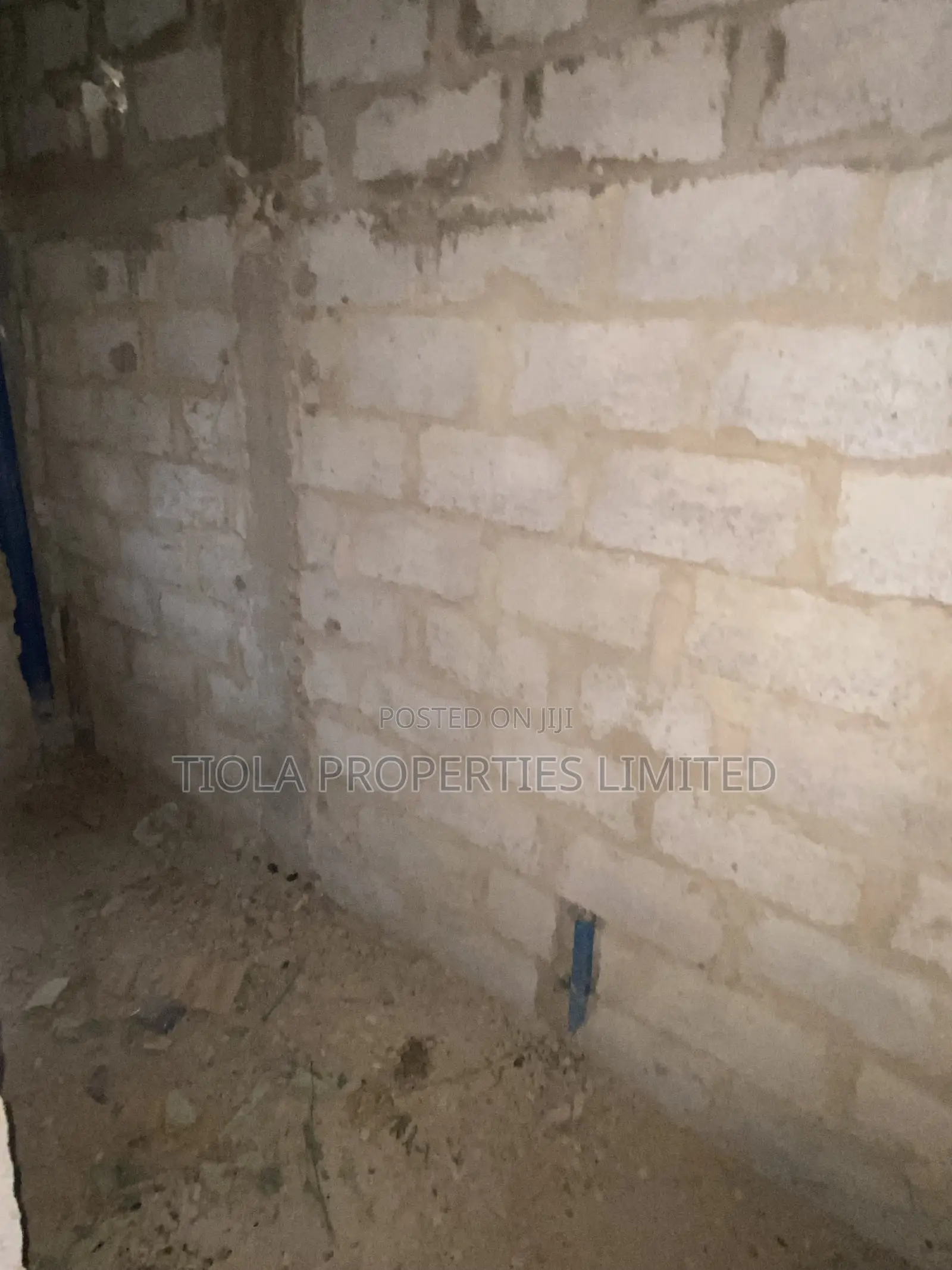 4bdrm Penthouse in Wealth Estate Phase2, Sabon Lugbe for sale