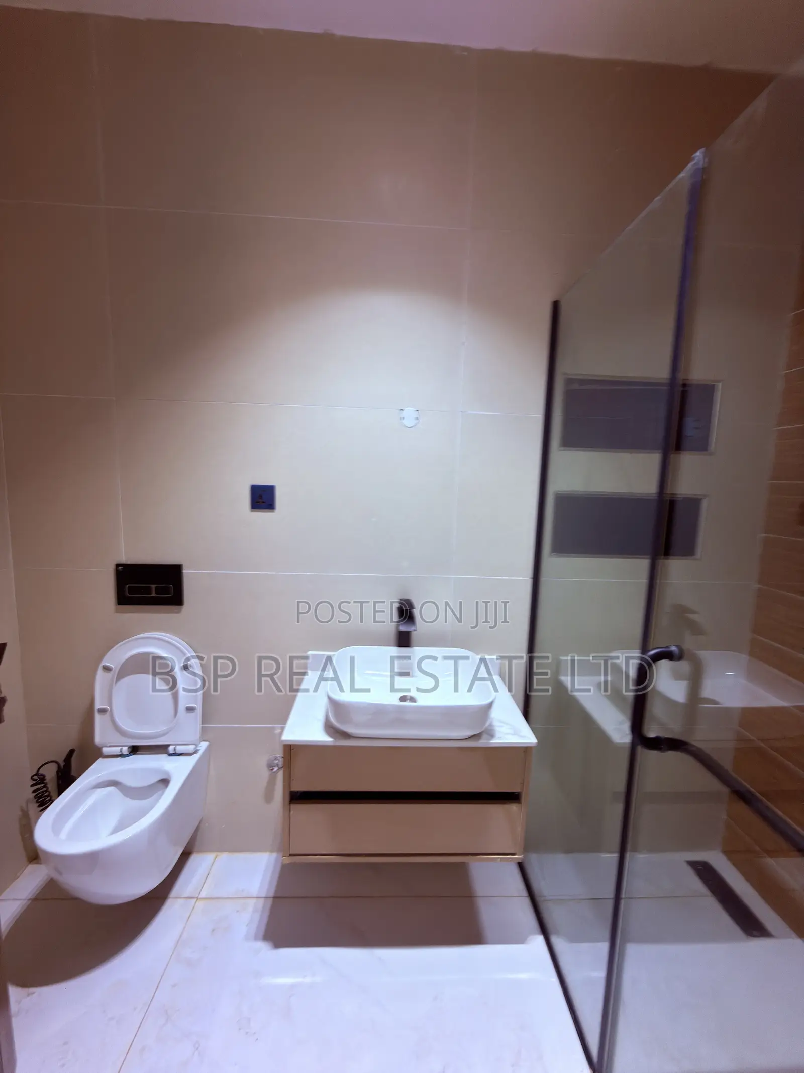 4bdrm Townhouse / Terrace in Maitama for rent