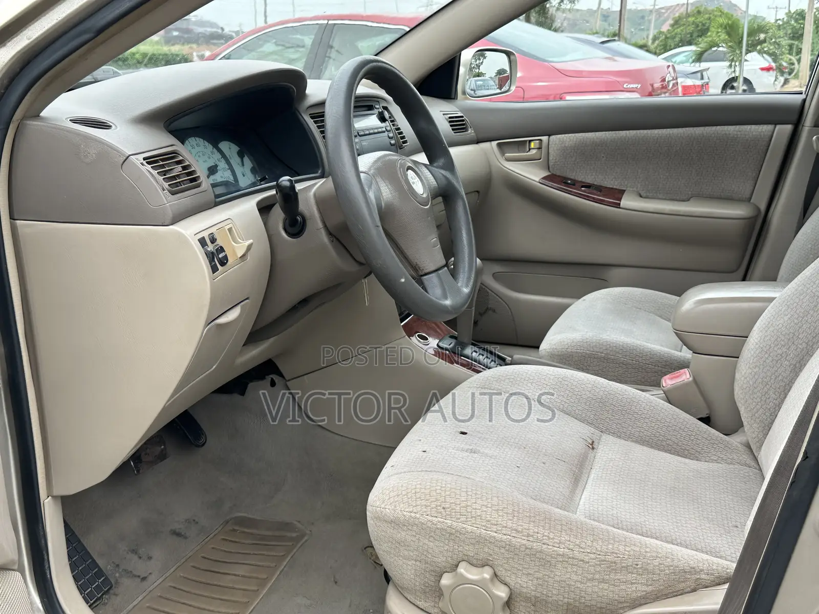 Toyota Corolla 2004 Gold