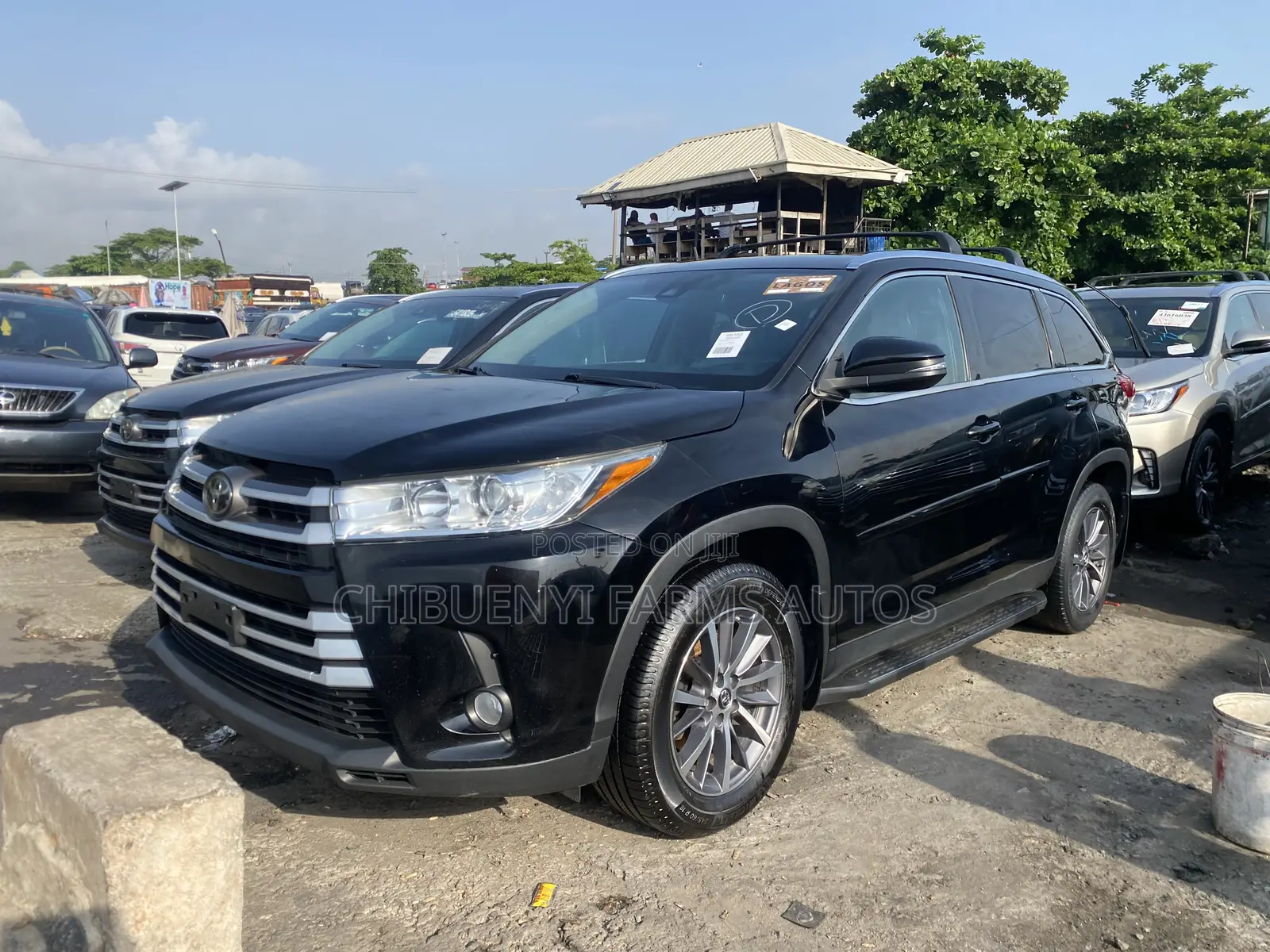 Toyota Highlander XLE 4x4 V6 (3.5L 6cyl 8A) 2018 Black