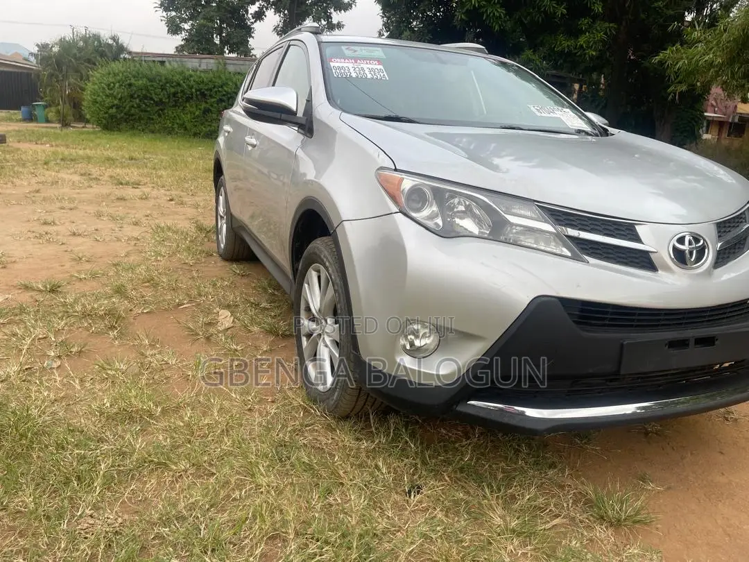 Toyota RAV4 2015 Silver