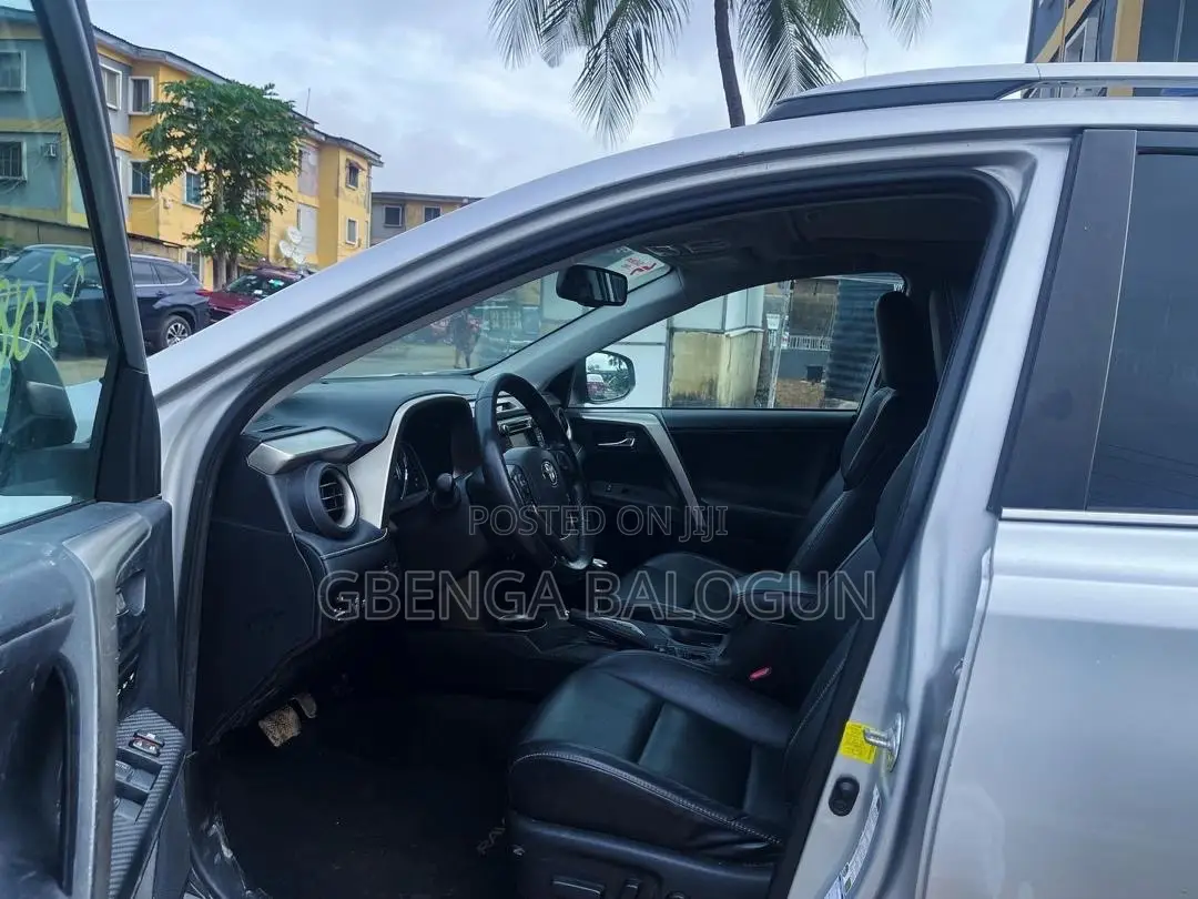 Toyota RAV4 2015 Silver