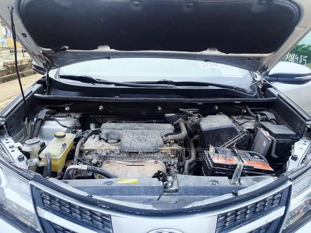 Toyota RAV4 2015 Silver