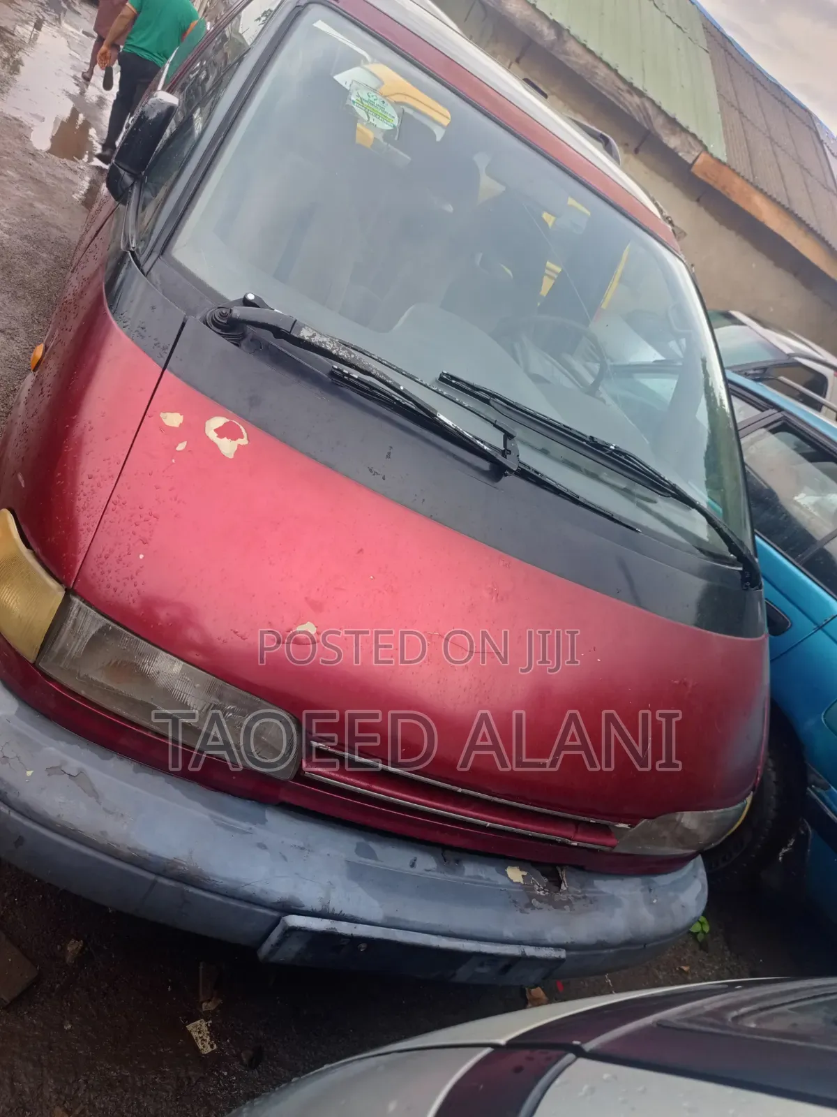 Toyota Previa 1999 Red