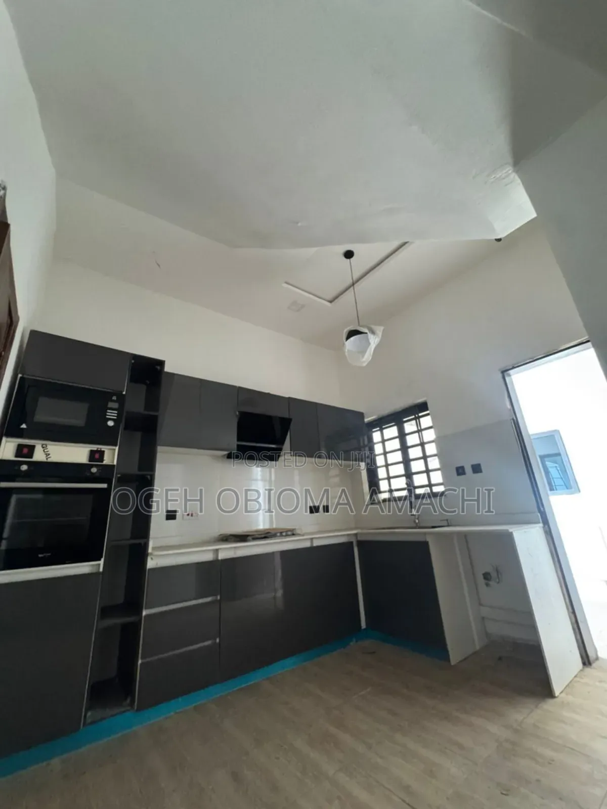 3bdrm Duplex in Orchid Road, Lekki for sale