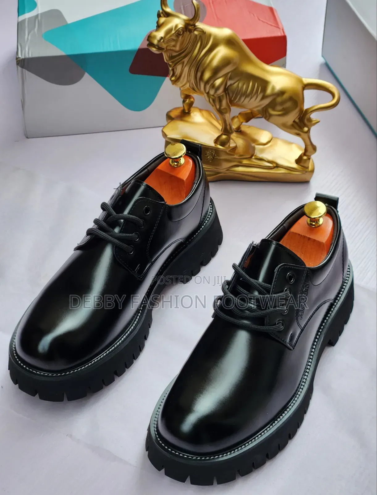 Elegant Men’S Footwear